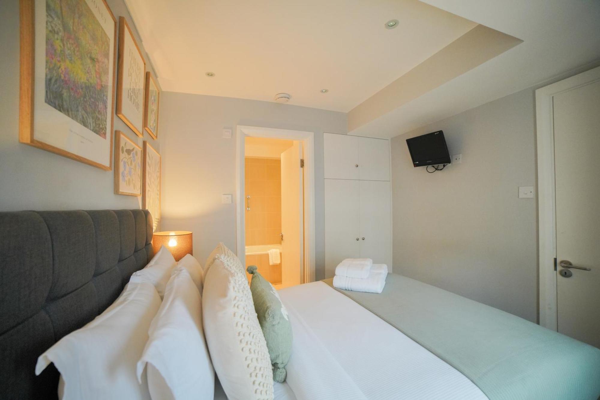 Art-Deco Apartment In Very Popular Chelsea Area ลอนดอน ภายนอก รูปภาพ