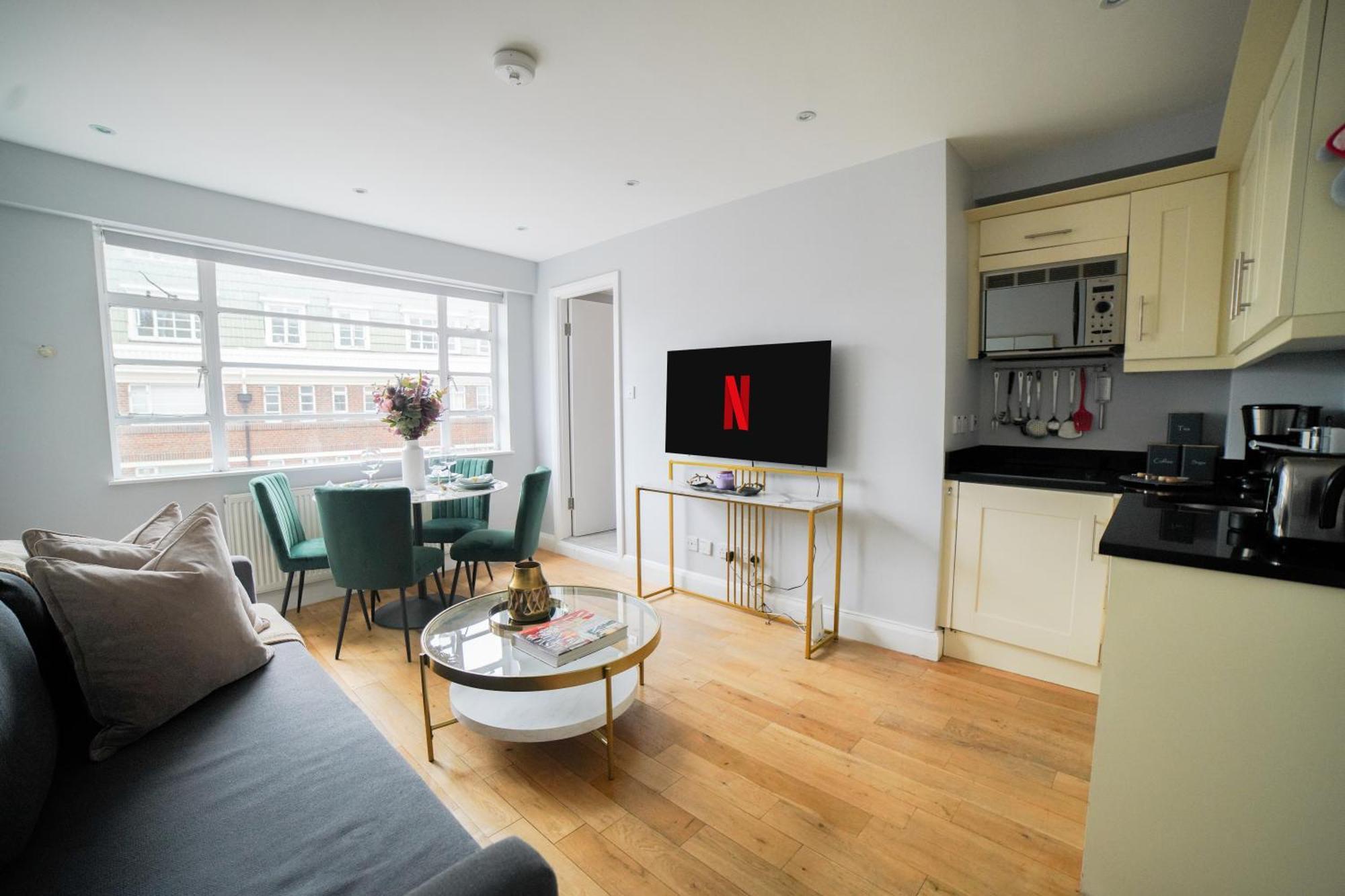 Art-Deco Apartment In Very Popular Chelsea Area ลอนดอน ภายนอก รูปภาพ